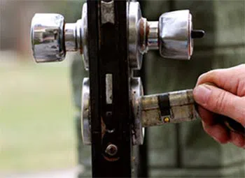 Hinsdale Locksmith Store Hinsdale, IL 847-597-6215 Hinsdale Locksmith Store Hinsdale, IL 847-597-6215