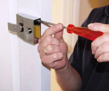 Hinsdale Locksmith Store Hinsdale, IL 847-597-6215 Hinsdale Locksmith Store Hinsdale, IL 847-597-6215